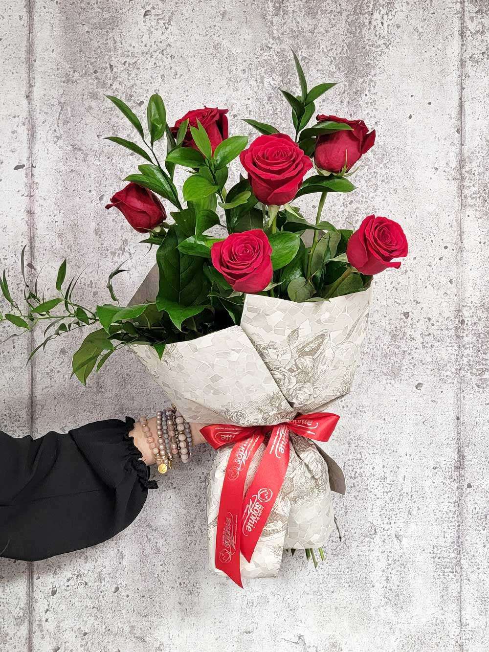 bouquet st-valentin 6 roses rouges