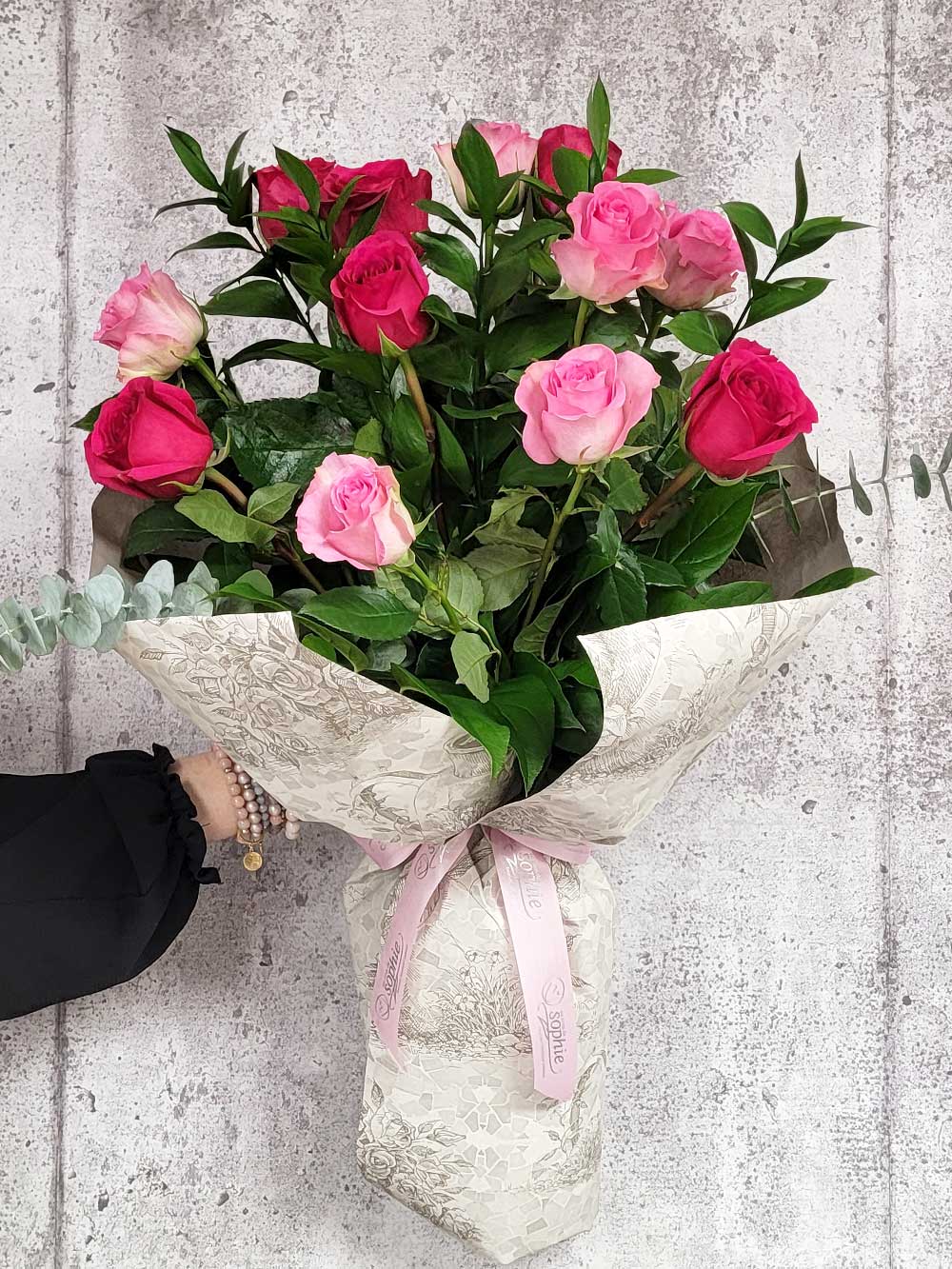 douzaine roses pales fonces st-valentin