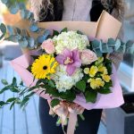 Bouquet fleurs jaune rose
