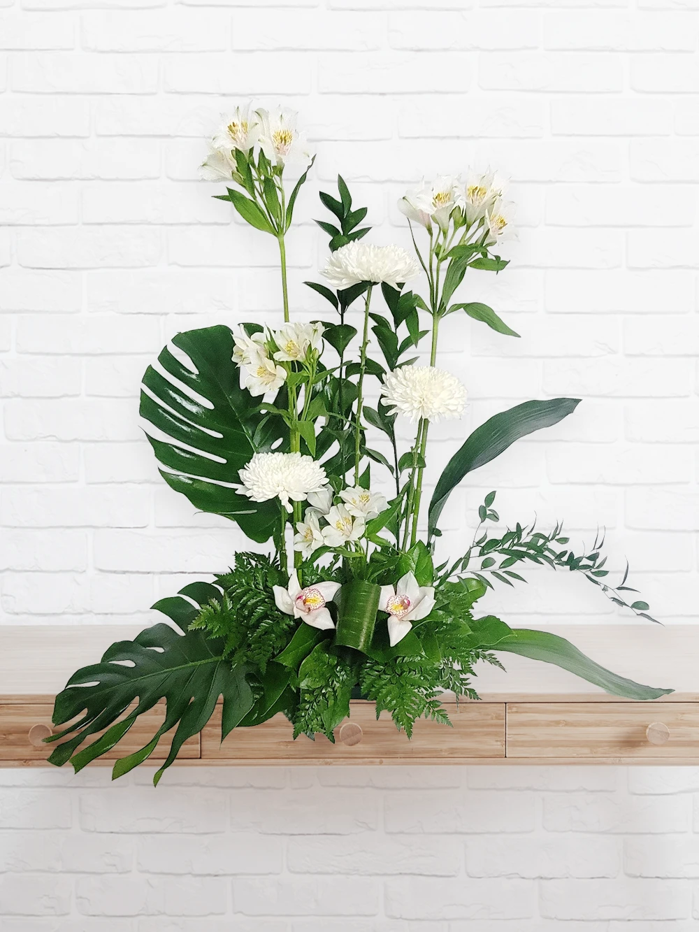 Arrangement funéraire - Le Messager - Fleuriste Au Coin de Sophie Boisbriand & St-Eustache